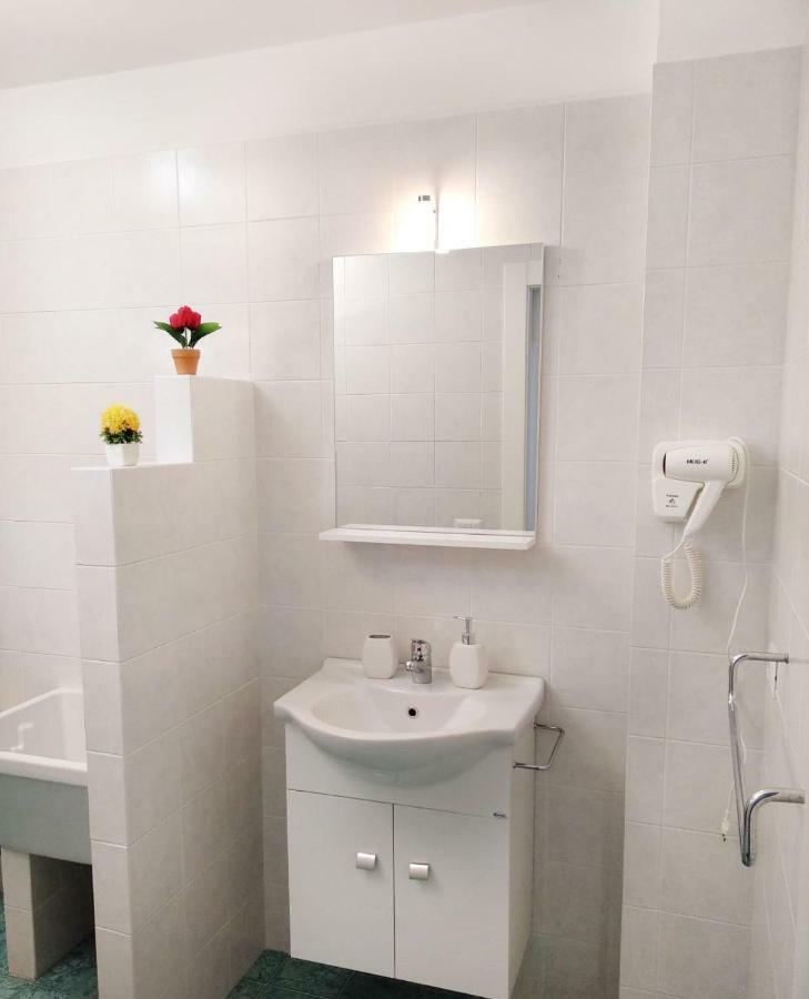 カステッランマーレ・デル・ゴルフォ Sole Di Castellammare Bed & Breakfast エクステリア 写真
