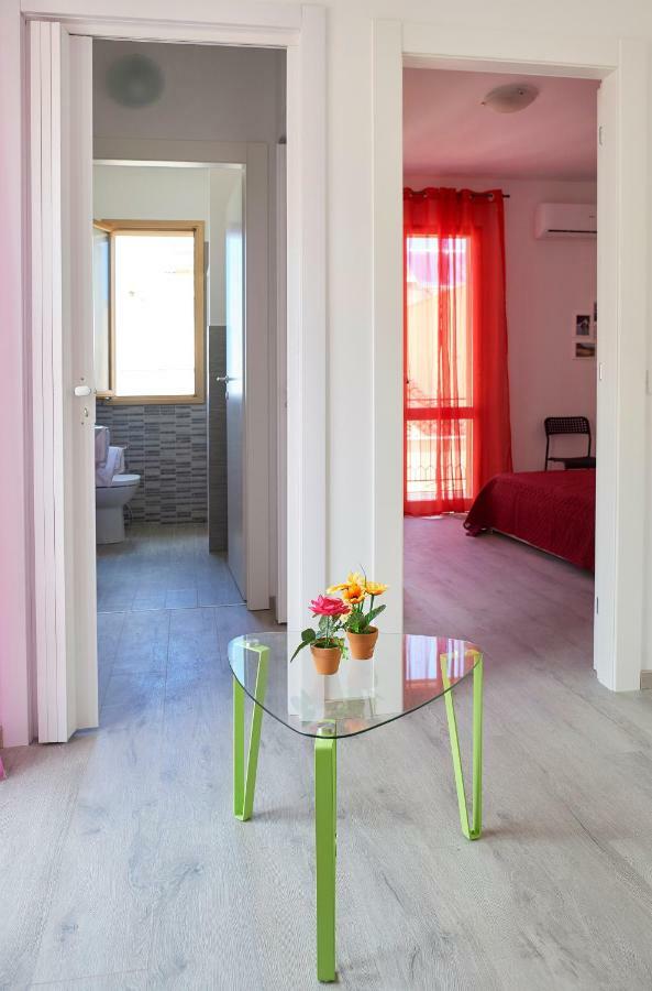カステッランマーレ・デル・ゴルフォ Sole Di Castellammare Bed & Breakfast エクステリア 写真