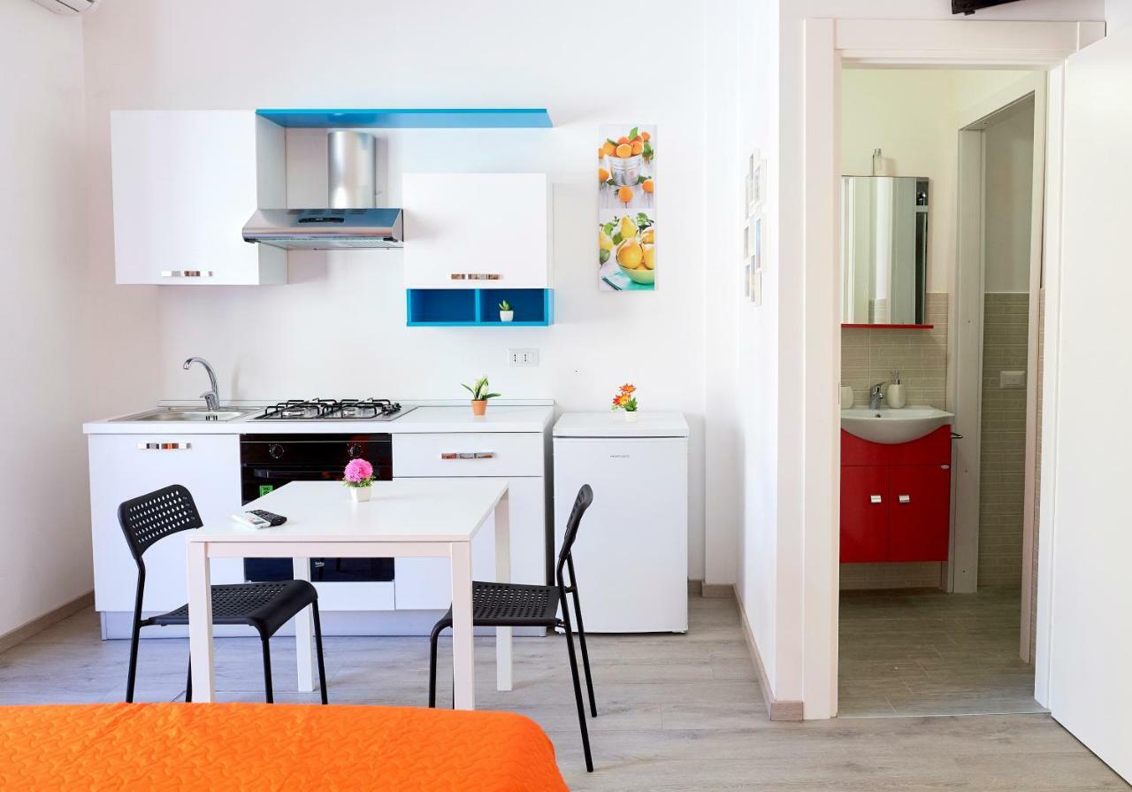 カステッランマーレ・デル・ゴルフォ Sole Di Castellammare Bed & Breakfast エクステリア 写真